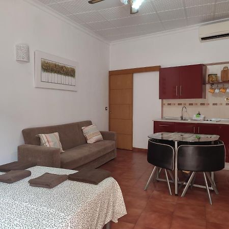 Sunny Holiday Studio Малага Екстер'єр фото