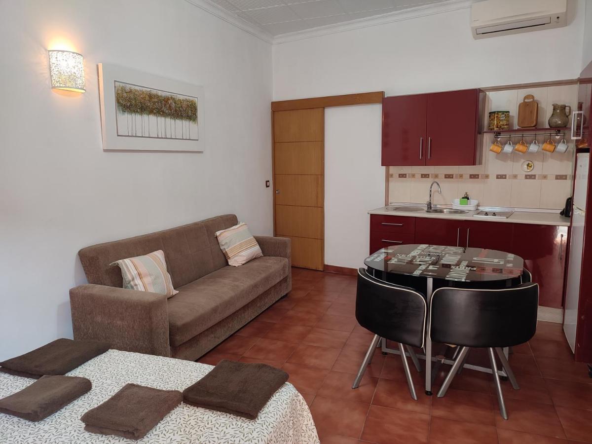 Sunny Holiday Studio Малага Екстер'єр фото
